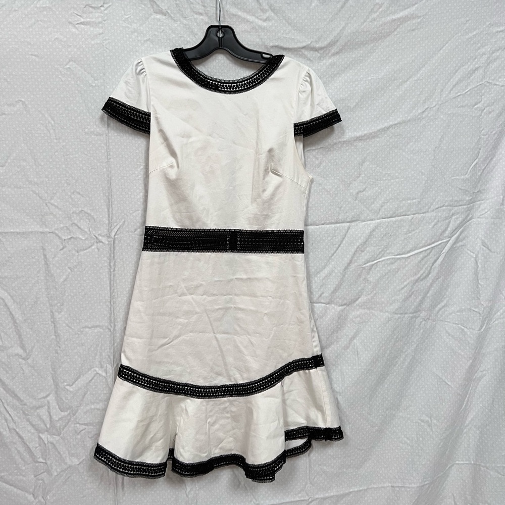 alice + olivia White dress with black lace detailing